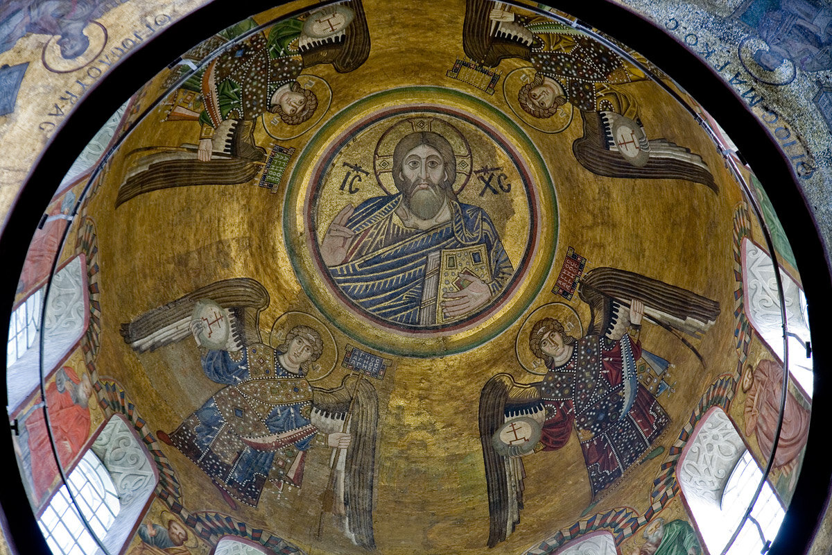 Христос Пантократор в куполе Софийского собора в Киеве
