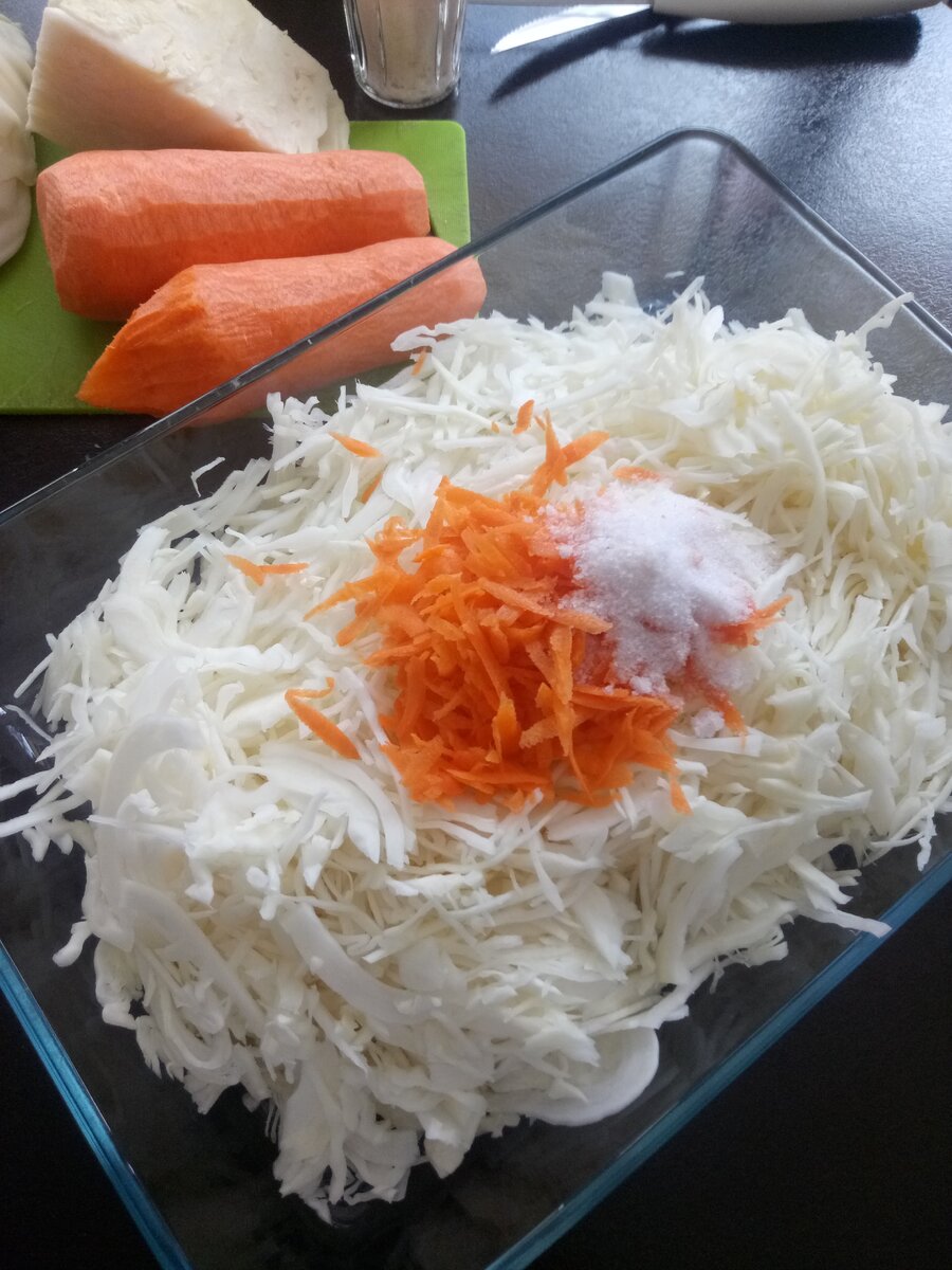 Квашение капусты с морковью и солью