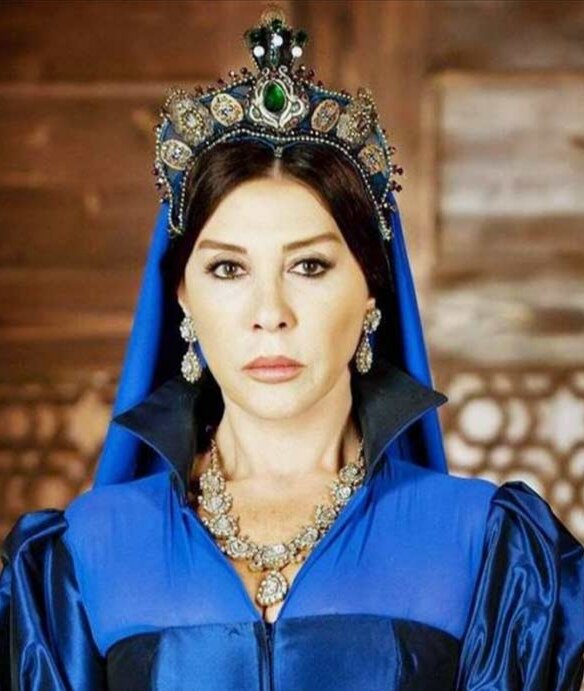 Небахат Чехре, фото из Яндекс.Картинки