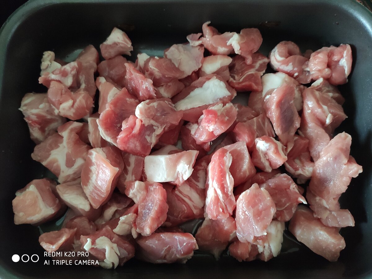 У меня свинина, но мясо можете взять любое. Курица будет готовиться быстрее.