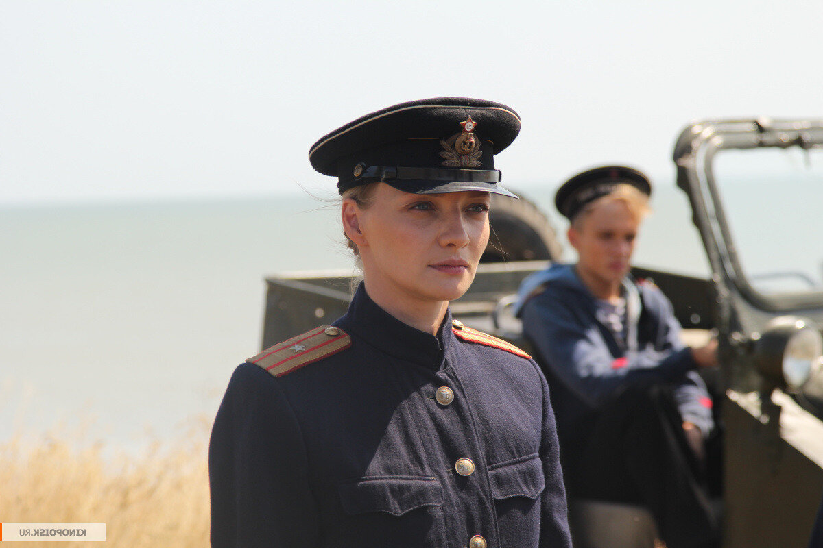 Кадр из сериала  «Чёрное море» , Екатерина Вилкова в роли Елены Солей