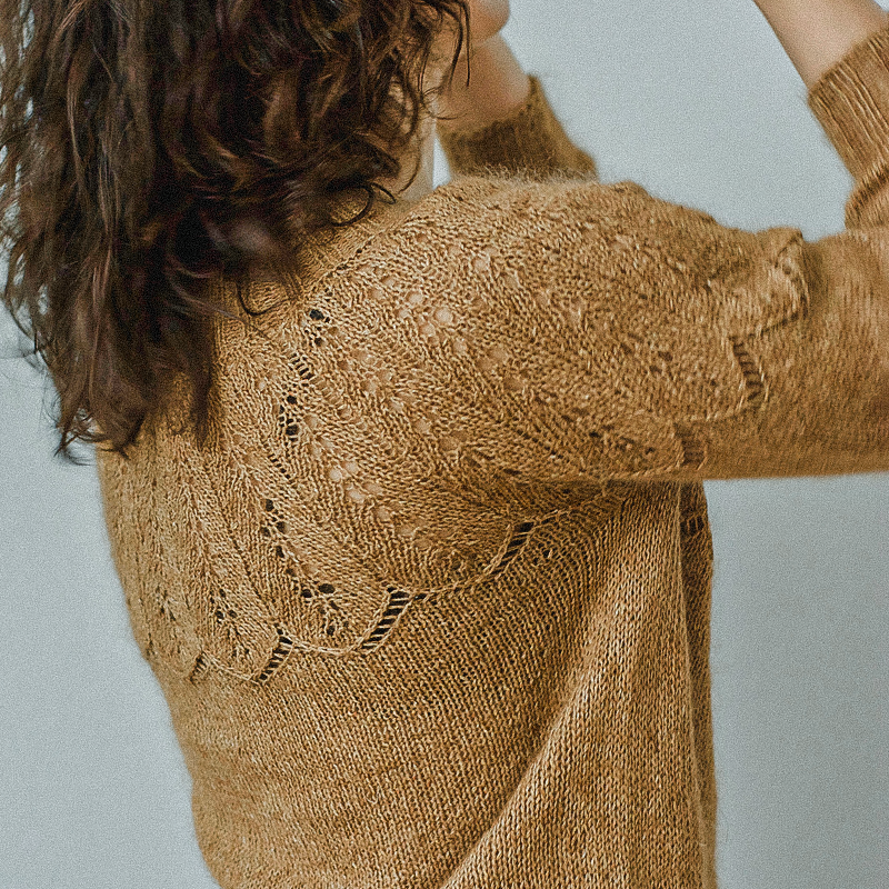 Джемпер с круглой кокеткой