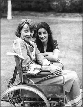 Доминик с матерью