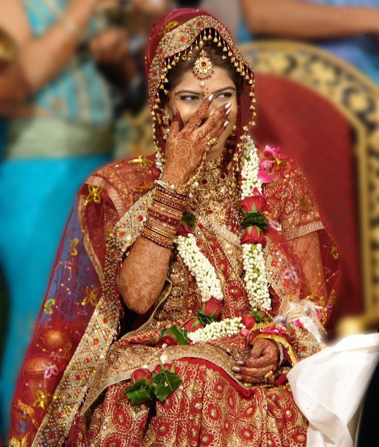 Какого цвета индия. Индиян ядол. Индийская невеста. Индийская свадьба. Индийские традиции.