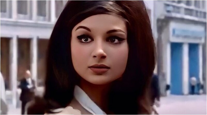 Шармила Тагор - https://clck.ru/UPifi