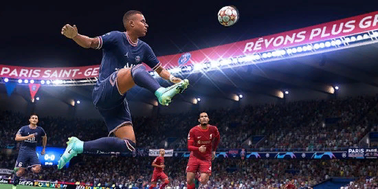 История, похожая на NBA2K, только ещё более грустная, потому что у FIFA был конкурент в лице PES. Был, да сплыл. Японцы из Konami решили перевести PES во f2p-режим, да еще и на другой движок, и пока что результаты этого перевода, под названием eFootball, выглядят неутешительно. А FIFA….ну, это FIFA. С одним лишь нюансом – куча разных нововведений по физике не доберется до ПК, и останется лишь на некст-ген консолях, как и в прошлом году.