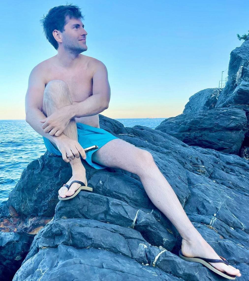    Дмитрий Борисов празднует 37-летие на курортеСоцсети Дмитрия Борисова