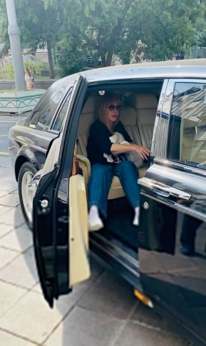Алла Пугачева. Кадр из видео из социальной сети дизайнера Игоря Гуляева