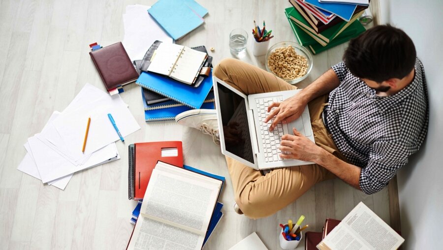    💁🏼‍♀️В эфире рубрика «Директор печатает…» 