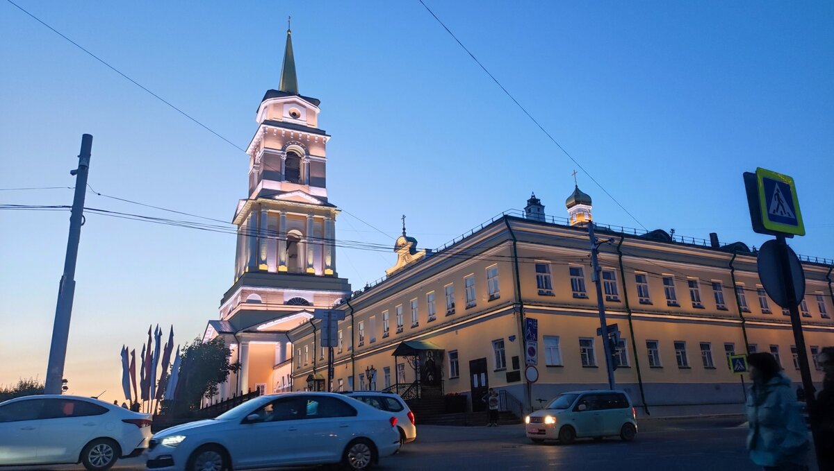     Сейчас справочник доступен в веб- и мобильной версиях.