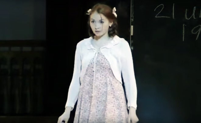 Фото: скриншот realnoevremya.ru из видео «Г. Фрид. Моноопера «Дневник Анны Франк»/youtube.com, аккаунт «Айсылу Нуруллина» 