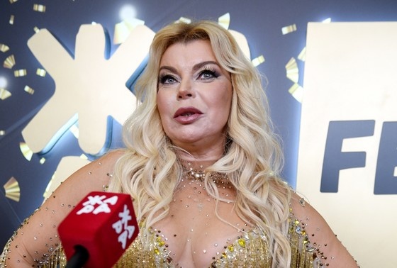    Лада Дэнс