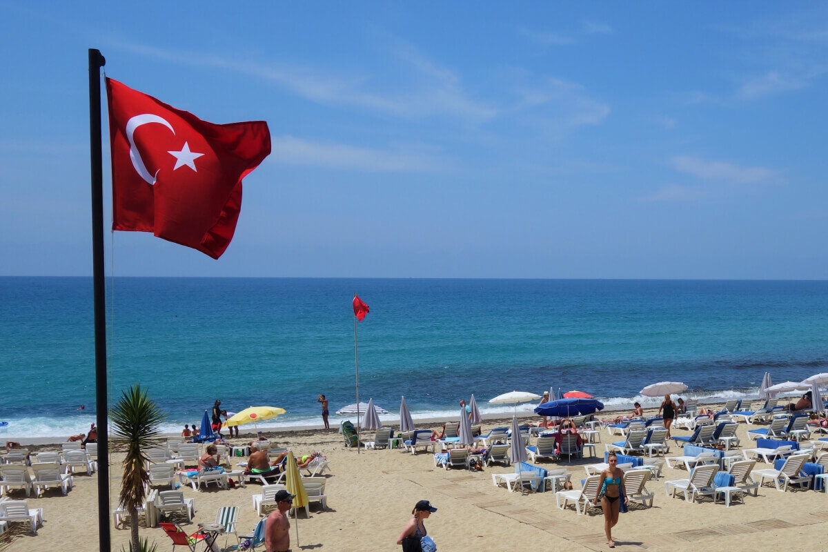 Подешевеет ли турция. Турция ё. Турция 2021. Турция туризм. Туристы в Турции.