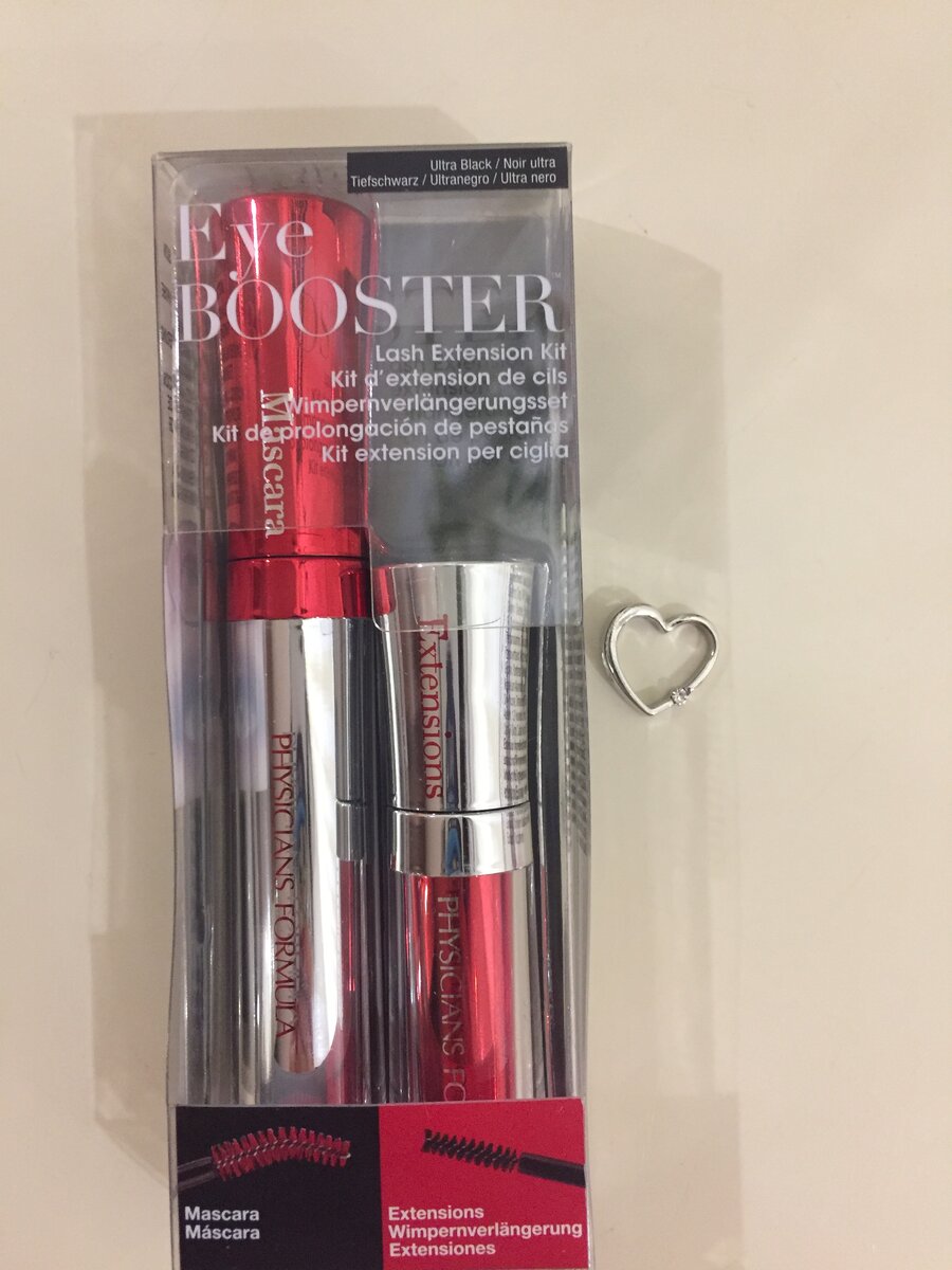 набор стоил 900 руб в магазине" Подружка"