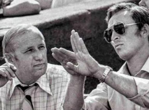 Валентин Петровский (слева) и его ученик Валерий Борзов.