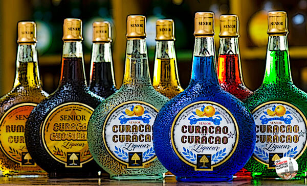 Разноцветный ликер blue curacao. История, домашнее приготовление, вкусные коктейли с Блю Кюрасао