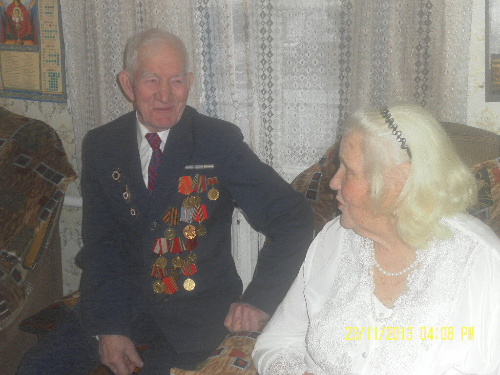 Михаил Иванович с третьей супругой на своем юбилее -90 летии (фото из семейного архива)