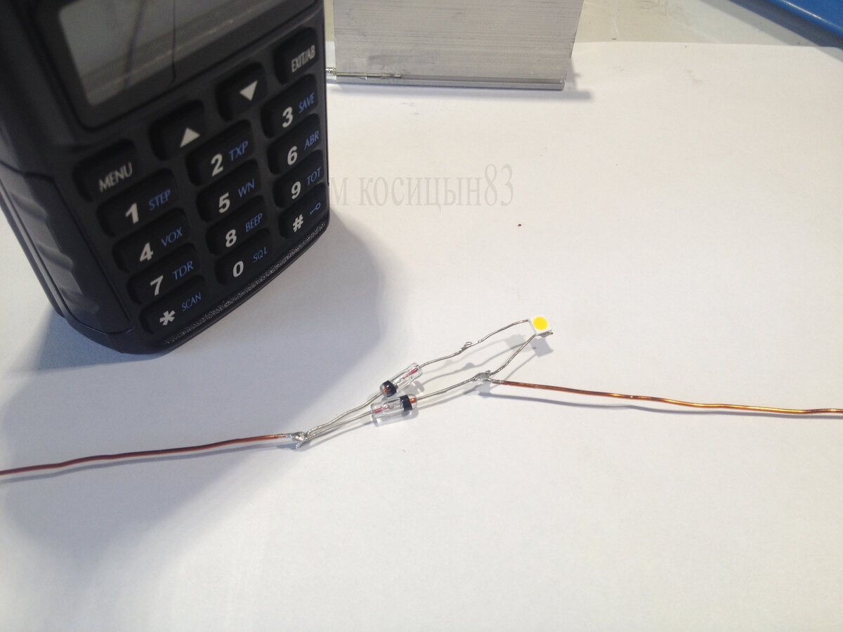 ВЧ пробник-индикатор поля на диодах для проверки раций,передатчиков ...