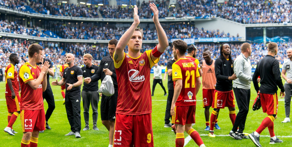 Арсенал в прошлом сезоне был хорош. На багаже Кононова или нет - команда играла весьма успешно и заслуженно вклинилась в шестёрку лучших лиги.