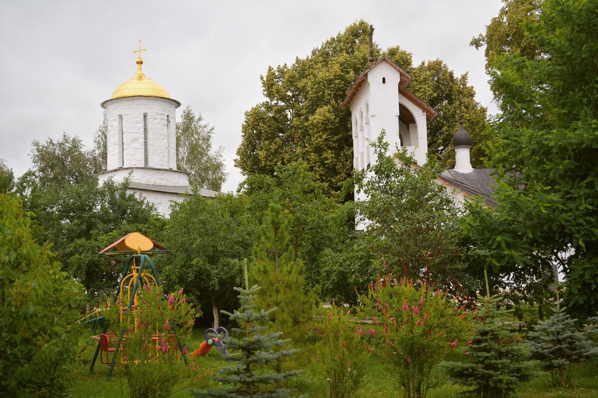 Храм в наташино люберцы. Быково раменский район подольск. Закрытая церковь. Троицкий александро-невский монастырь. Монастырь в домодедово женский серафимо знаменский скит.