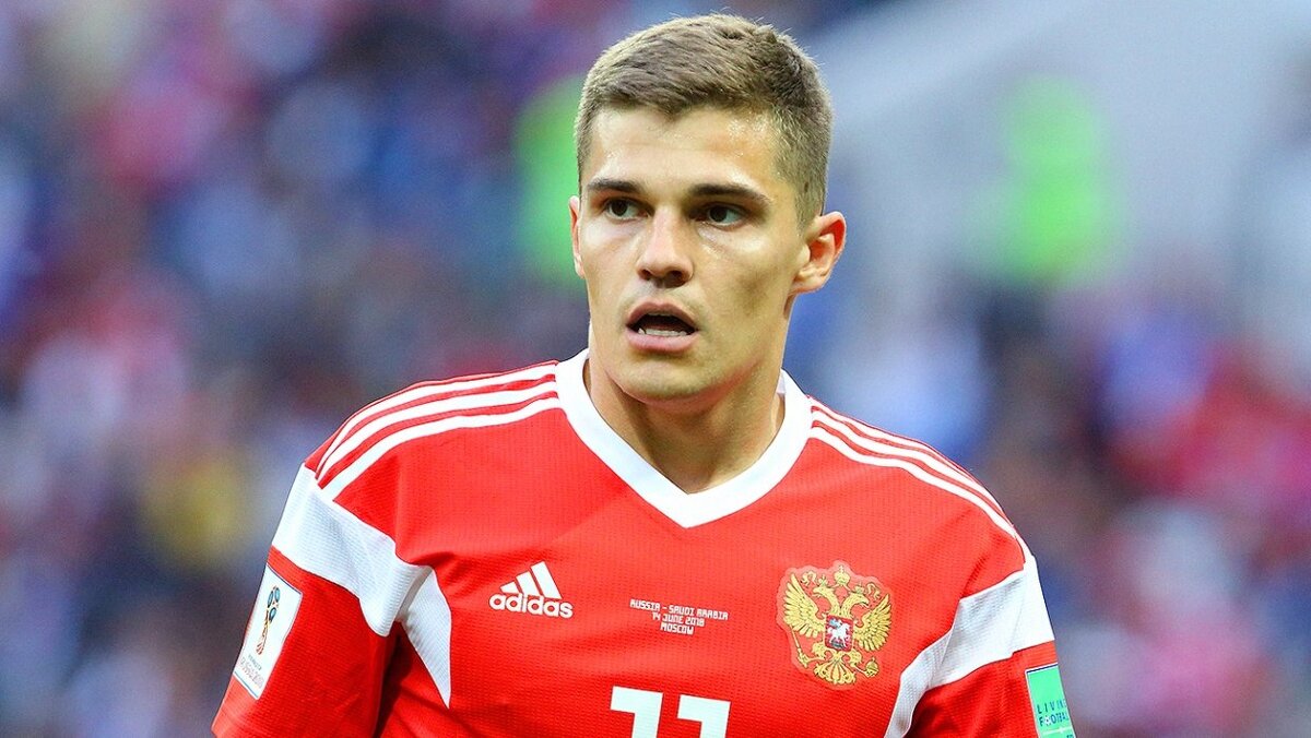 Рома Зобнин