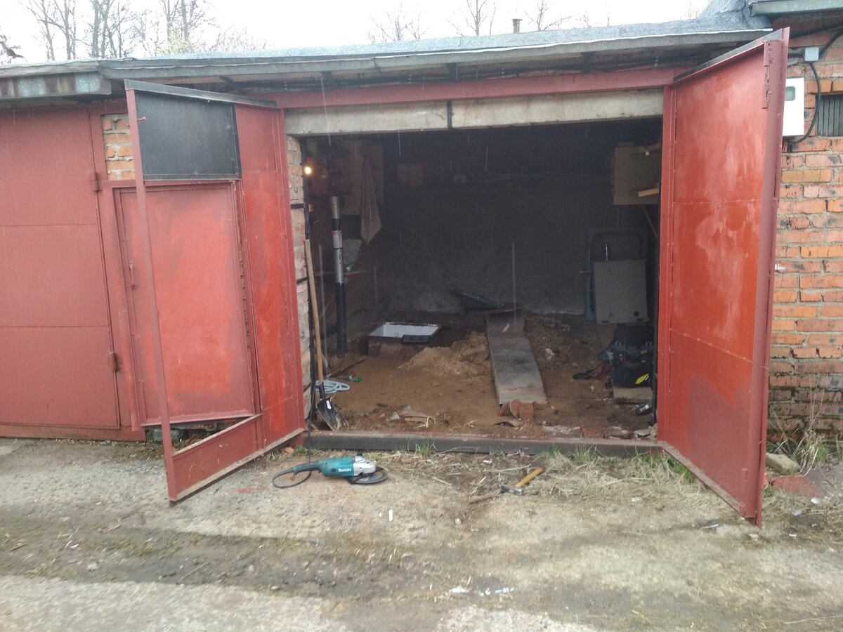 Собственно сам гараж