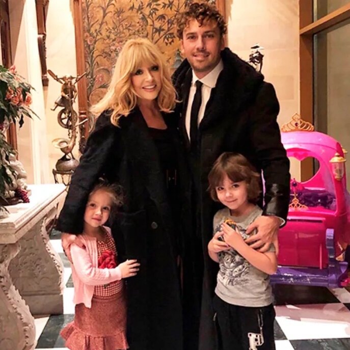 Алла Пугачева и Максим Галкин с детьми. Фото из открытых источников.