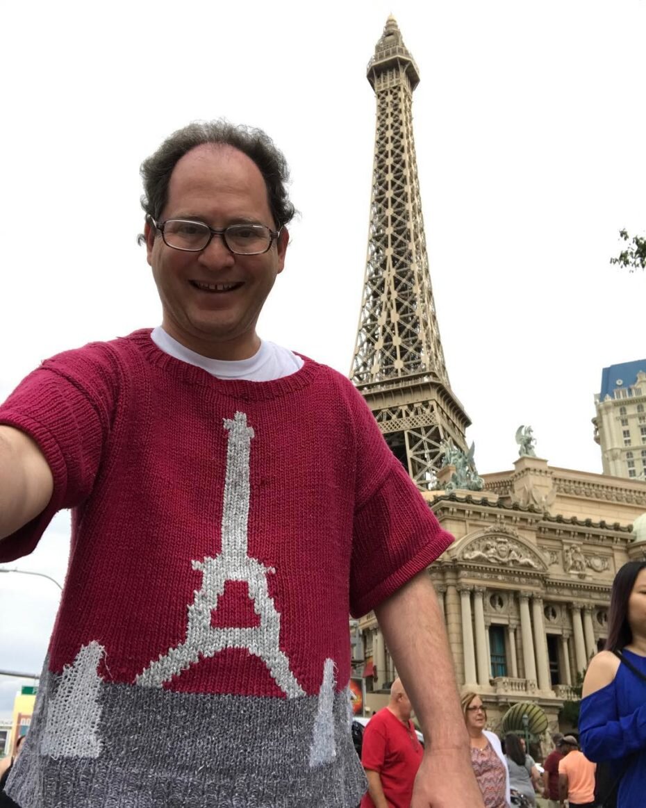 Как стать знаменитым, путешествуя и умея вязать свитера
