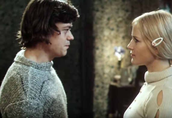 кадр из фильма "Старший сын"  