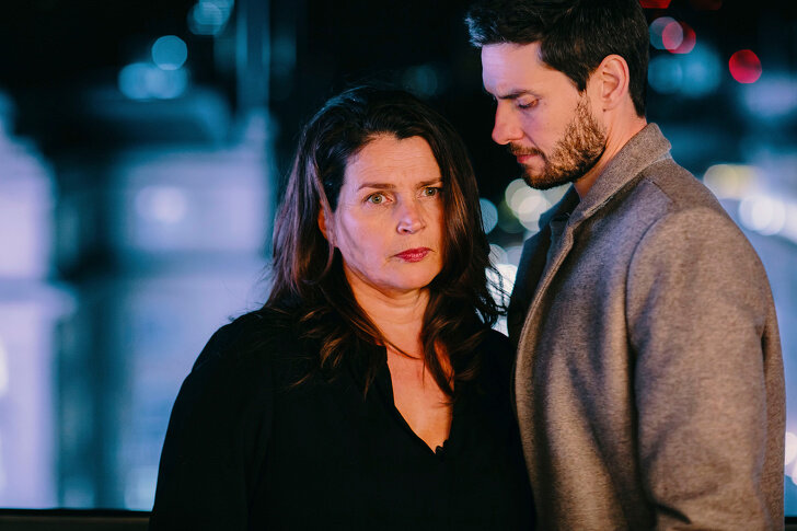 Кадр из фильма "По расчету" (2019)