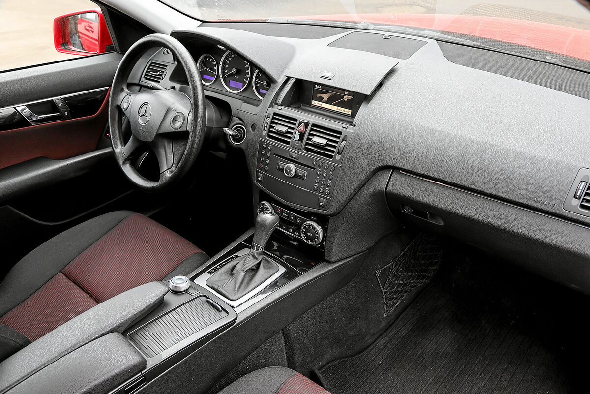 W204 тюнинг салона