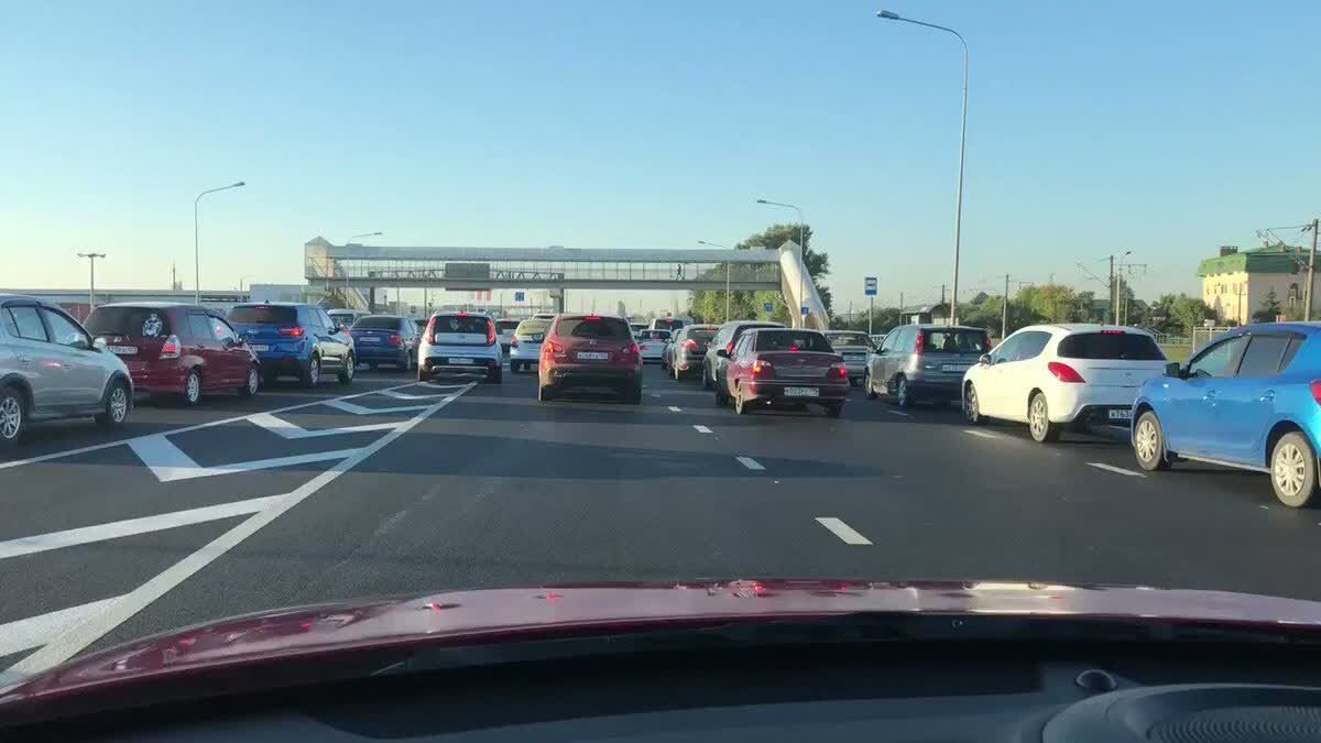 В этой пробке мы простояли около 2х часов