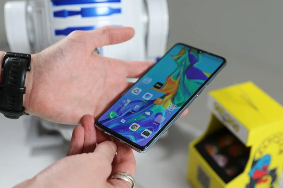 Источник фото: https://www.trustedreviews.com/reviews/huawei-p30