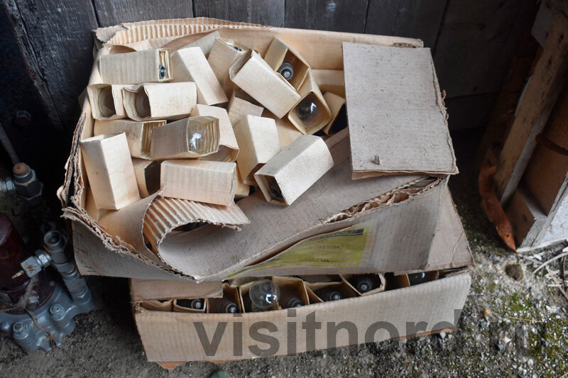 Это, друзья, новые лампочки и их много