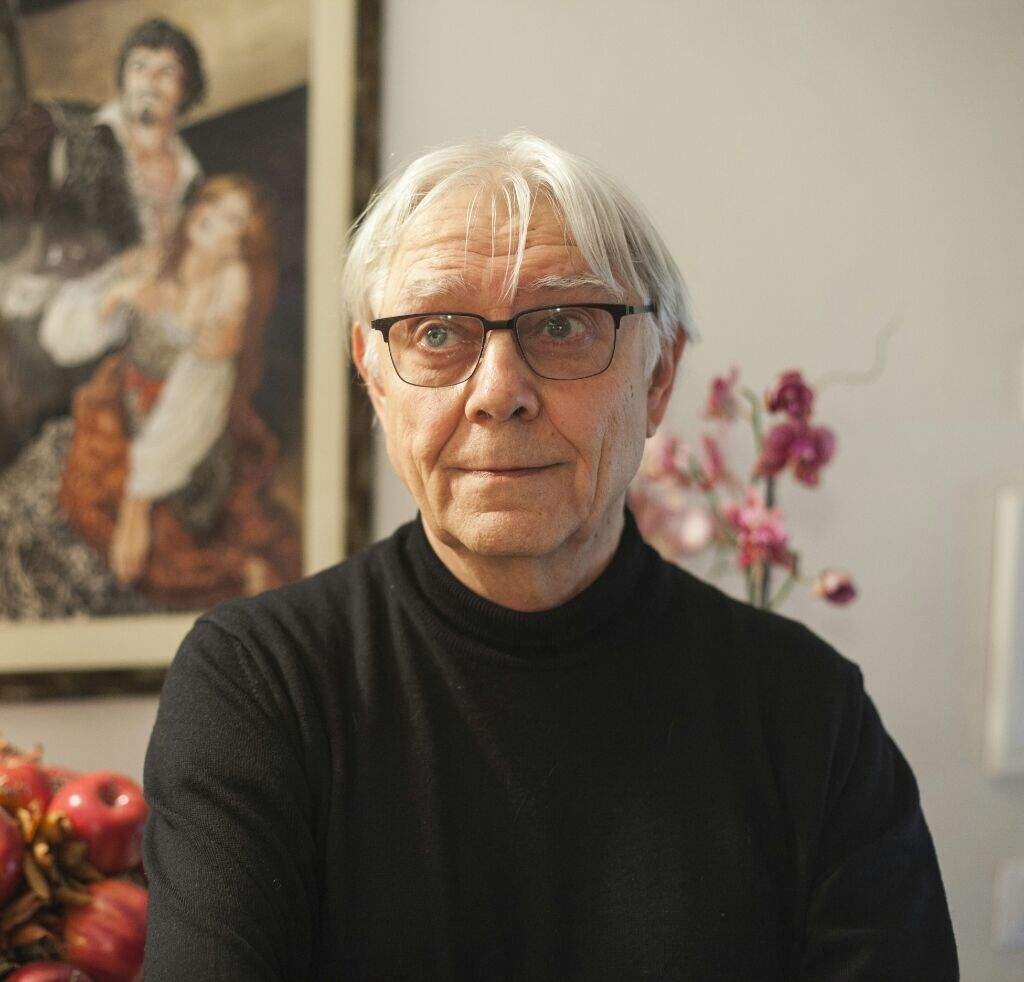 Мило Манара