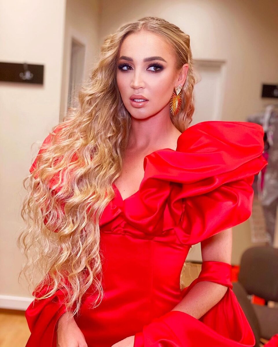 Ольга Бузова. Фото: instagram.com/buzova86/