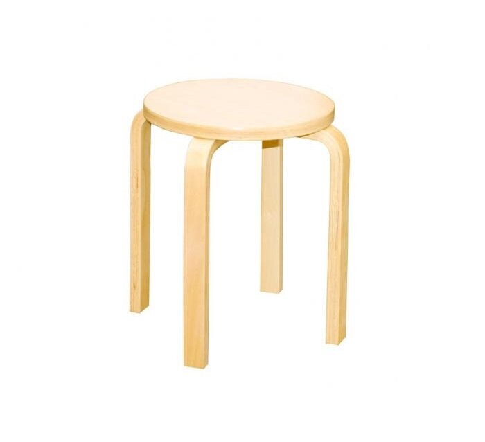 Самый популярный в мире сегодня дизайн табурета придумали в Финляндии в 1960-х годах. В этой табуретке был впервые применен новый материал - клееная и гнутая фанера. Правда, в изначальной концепции ножек было всего три. 