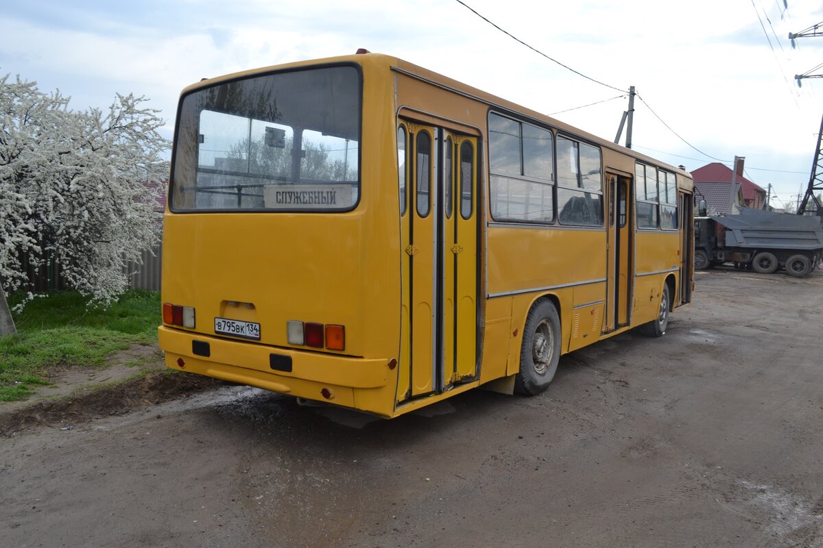 Ikarus-260 сзади. Источник фото: drive2.ru