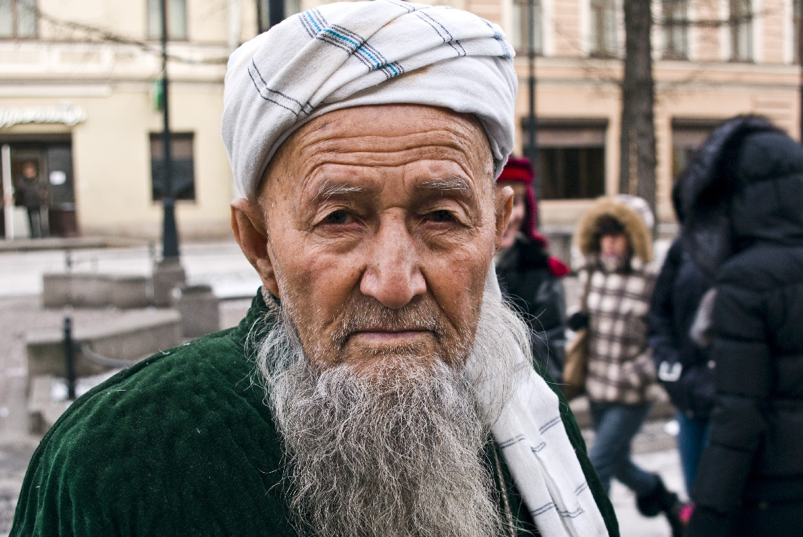 Старик таджик картинки. Старик узбек. Бабай татарин. Старики узбекистана. Старый узбек.