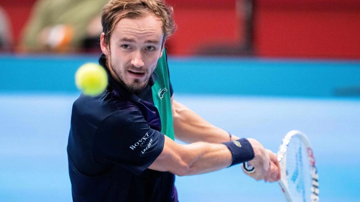 Вене спорт. Теннис Вена 2022. Даниил Глинка теннис. Рекорд по теннису. Даниил Медведев Вена.