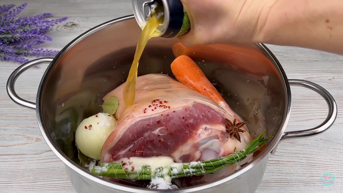 Мясо прессованное отварное из свиной рульки и говядины | malcovsky | Дзен
