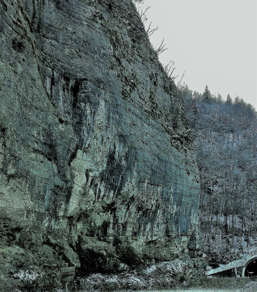 Вход в пещеру Виллабруна. Фото из интернета