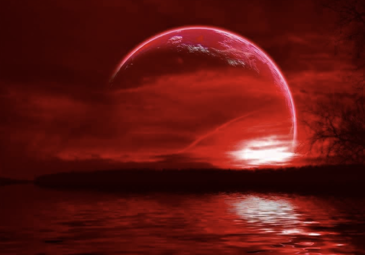 Луна взошла багровая и хмурая. Bloodmoon. Кровавая Луна. Красная Луна. Красное небо.