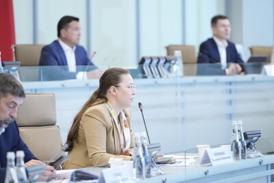    Министр инвестиций, промышленности и науки Московской области Екатерина Зиновьева на совещании Губернатора Московской области Андрея Воробьева с руководящим составом правительства Московской области и главами городских округов © Пресс-служба Губернатора и Правительства Московской области