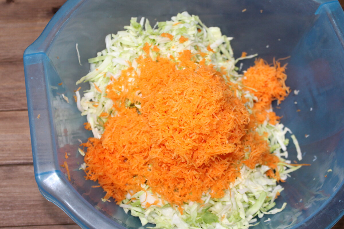 Салат витаминный капуста морковь банк