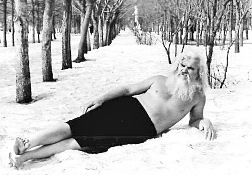 Порфирий Иванов (фото взято из Яндекс.Картинки)