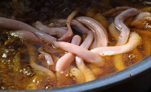 Свиной половой орган - самый главный ингредиент