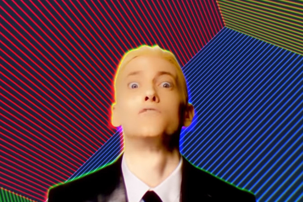 Кадр из клипа Eminem- Rap God