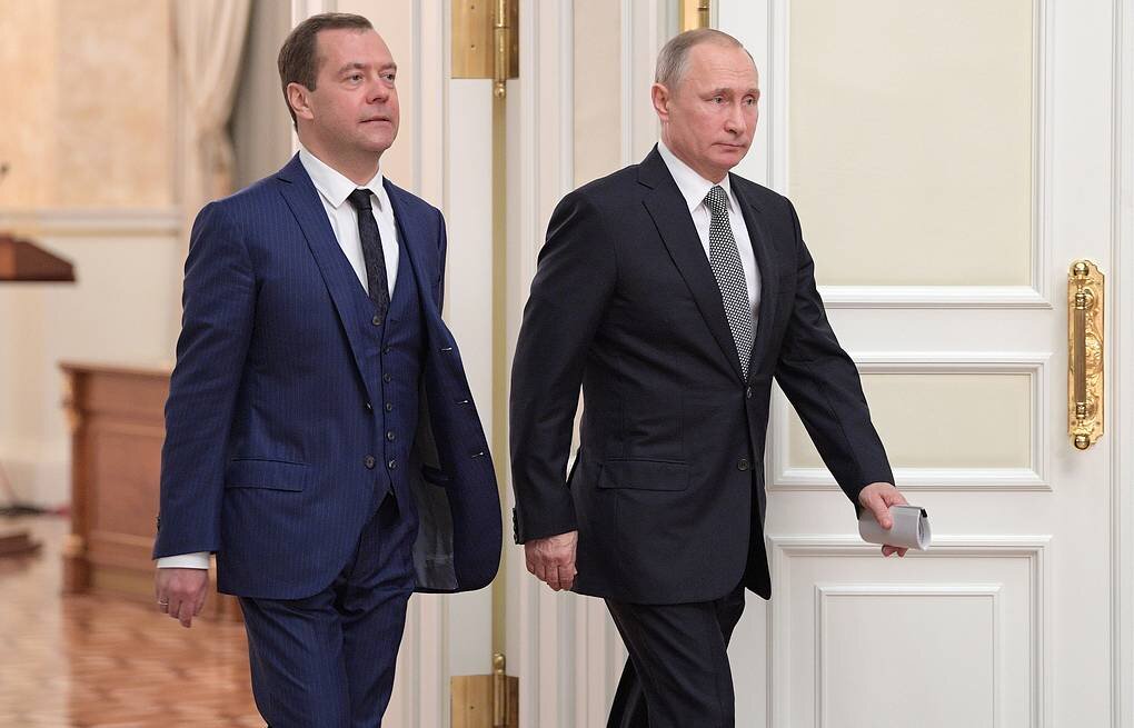 Медведев и Путин 