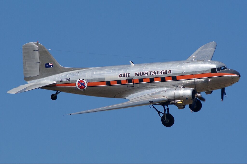 Автор: Phil Vabre - http://www.airliners.net/photo/Air-Nostalgia/Douglas-C-47B-Skytrain/1699209/L/, GFDL, https://commons.wikimedia.org/w/index.php?curid=17209029